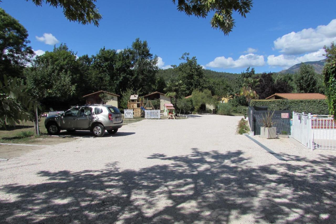 Les chalets du Verger des Ascarines Corneilla-de-Conflent Exterior foto