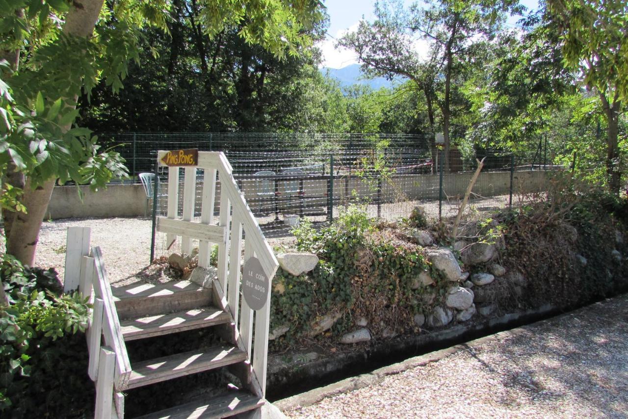 Les chalets du Verger des Ascarines Corneilla-de-Conflent Exterior foto